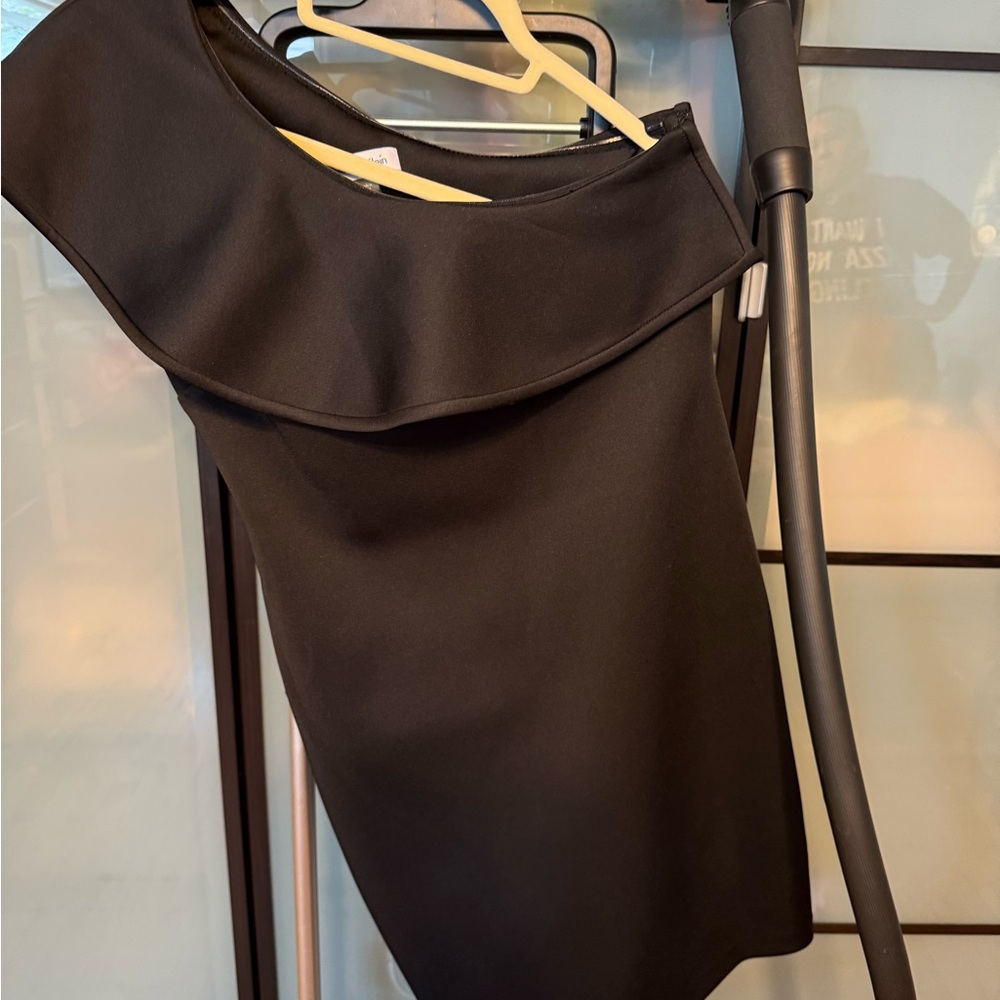 Calvin Klein One Shoulder Black Women's Dress - Picture 2 of 4